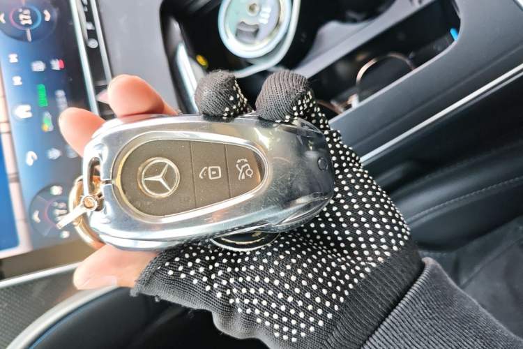 Used Mercedes-Benz C-Class 2025 C 260 L Sport Edition Vehicle Key