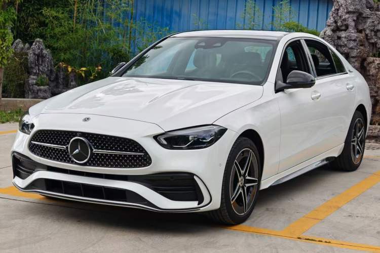 Used Mercedes-Benz C-Class 2025 C 260 L Obsidian Night Sport Edition Guazi used car, China used car export, Used car for sale, Used  cars, Cheapest cars for sale