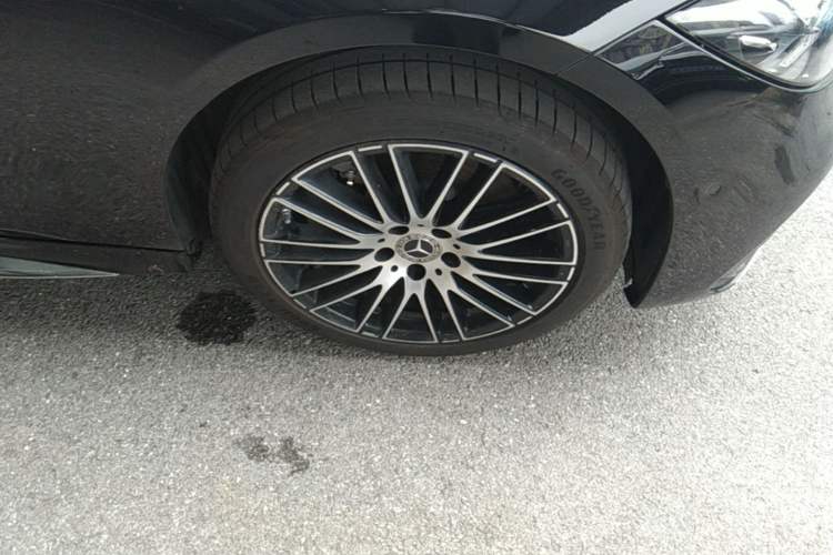 Used Mercedes-Benz C-Class 2026 C 260 L Sport Edition Right Front Wheel Hub