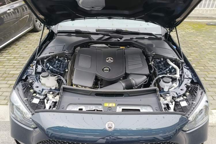 Used Mercedes-Benz C-Class 2026 C 260 L Moonlight Sport Edition Engine Bay