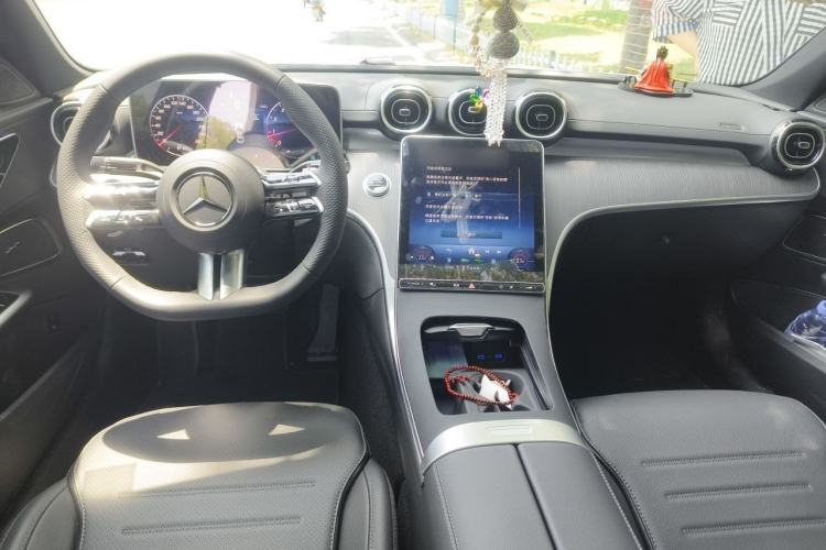 Used Mercedes-Benz C-Class 2026 C 200 L Sport Edition Center Console