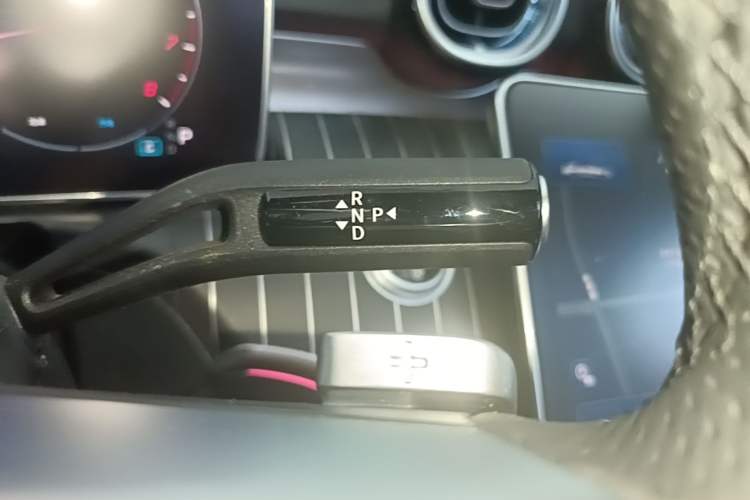 Used Mercedes-Benz C-Class 2026 C 260 L Sport Special Edition Gear Lever