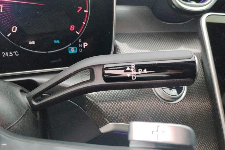 Used Mercedes-Benz C-Class 2026 C 260 L Sport Edition Gear Lever