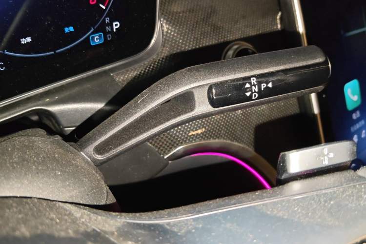 Used Mercedes-Benz C-Class 2026 C 260 L Sport Edition Gear Lever