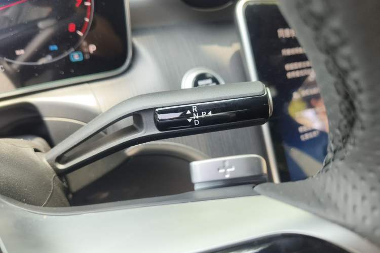 Used Mercedes-Benz C-Class 2026 C 200 L Sport Edition Gear Lever