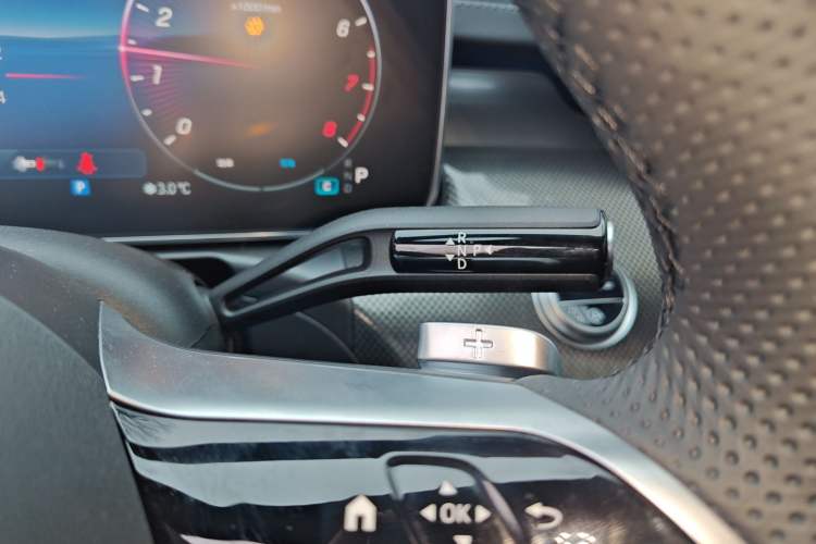 Used Mercedes-Benz C-Class 2026 C 260 L Sport Edition Gear Lever