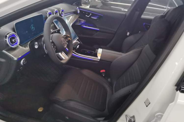 Used Mercedes-Benz C-Class 2026 C 260 L Moonlight Sport Edition Left Front Seat