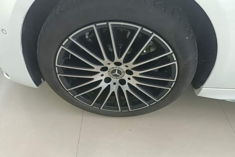 Used Mercedes-Benz C-Class 2026 C 260 L Sport Special Edition Left Front Wheel Hub