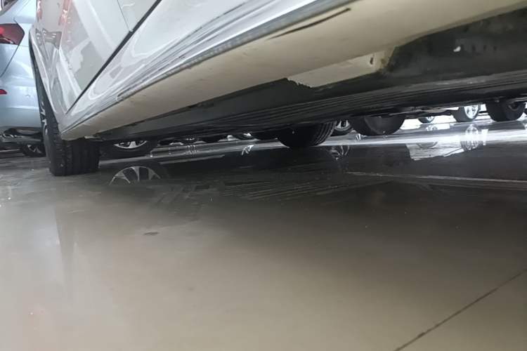 Used Mercedes-Benz C-Class 2026 C 260 L Sport Special Edition Left Side Sill