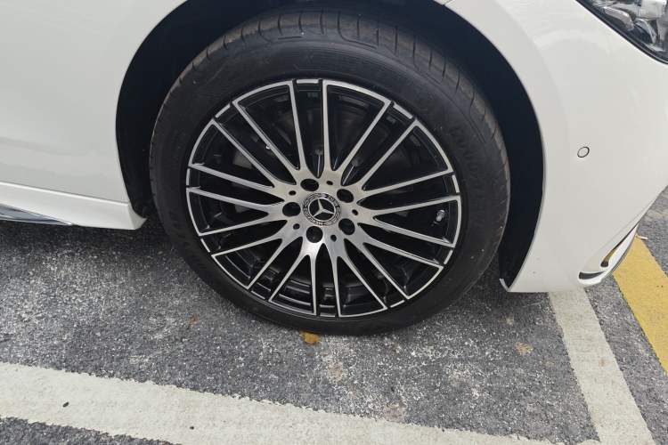 Used Mercedes-Benz C-Class 2026 C 260 L Sport Edition Right Front Wheel Hub
