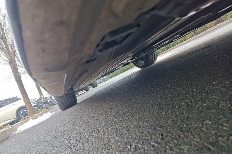 Used Mercedes-Benz C-Class 2026 C 260 L Sport Edition Right Side Sill
