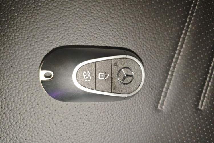Used Mercedes-Benz C-Class 2026 C 260 L Sport Edition Vehicle Key