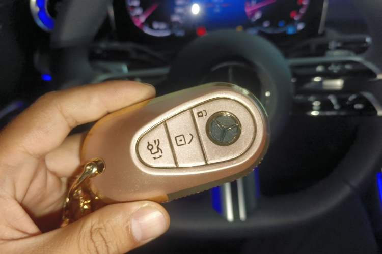 Used Mercedes-Benz C-Class 2026 C 260 L Sport Edition Vehicle Key