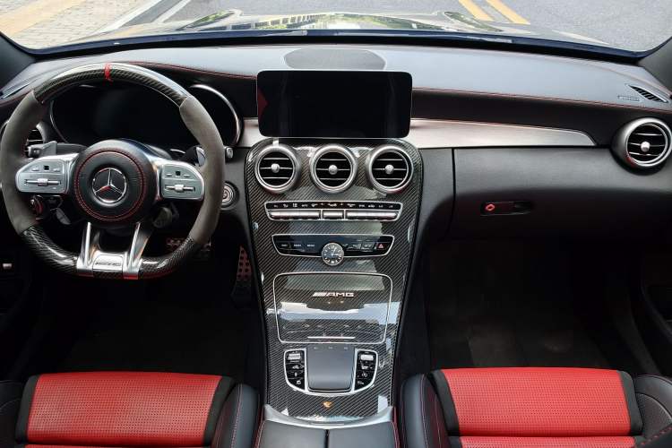 Used Mercedes-Benz C-Class AMG 2019 AMG C 63 S Interior 3
