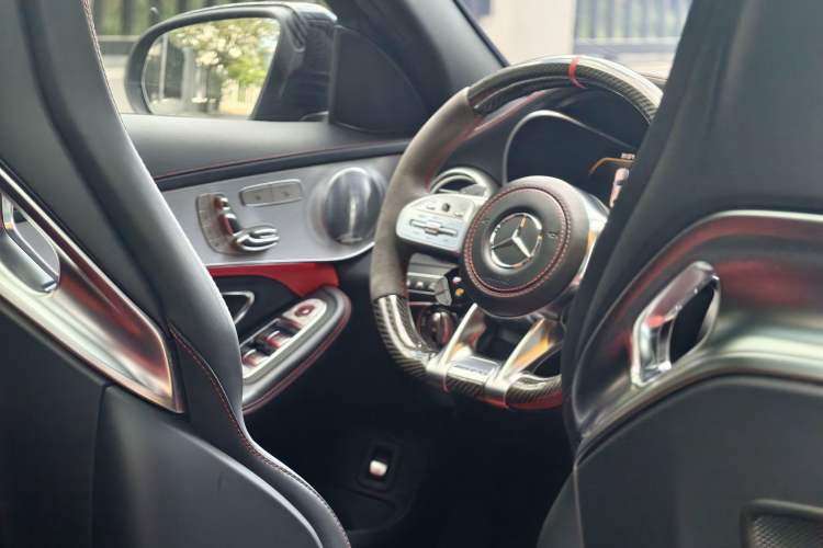 Used Mercedes-Benz C-Class AMG 2019 AMG C 63 S Interior 4