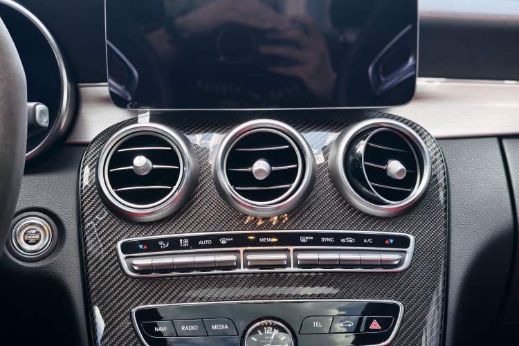 Used Mercedes-Benz C-Class AMG 2019 AMG C 63 S Interior 8