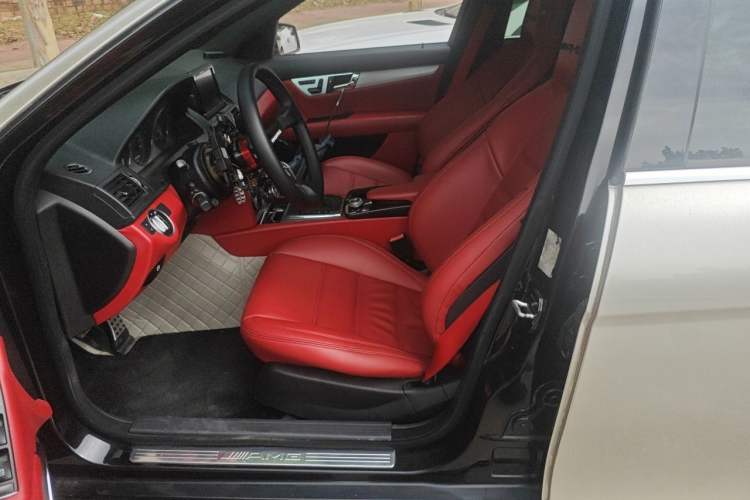 Used Mercedes-Benz C-Class AMG 2009 AMG C 63 Sport Edition Left Front Seat