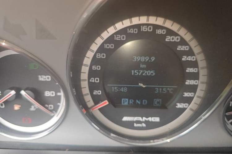 Used Mercedes-Benz C-Class AMG 2009 AMG C 63 Sport Edition Odometer Close Up