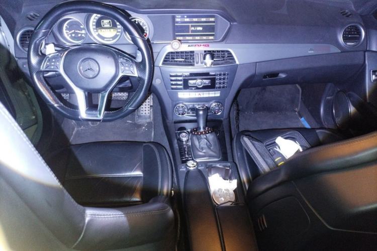 Used Mercedes-Benz C-Class AMG 2009 AMG C 63 Sport Edition Center Console