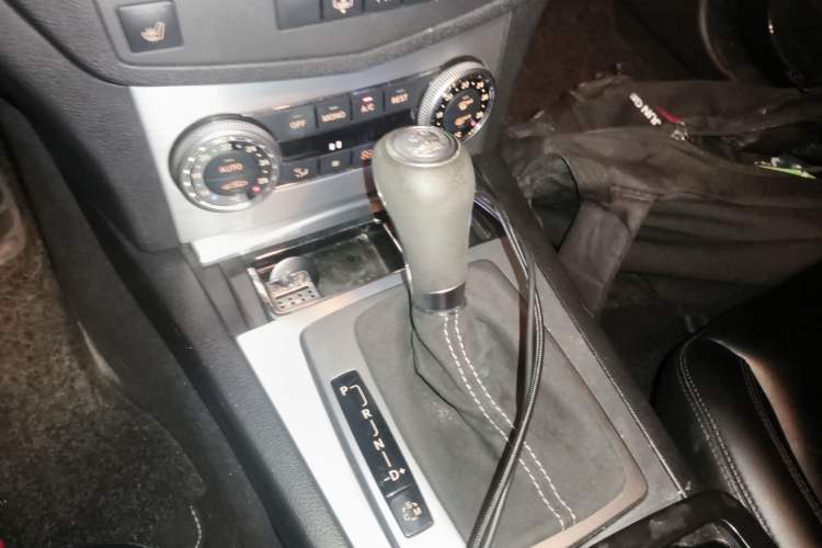 Used Mercedes-Benz C-Class AMG 2009 AMG C 63 Sport Edition Gear Lever