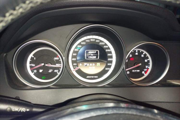 Used Mercedes-Benz C-Class AMG 2009 AMG C 63 Sport Edition Instrument Cluster