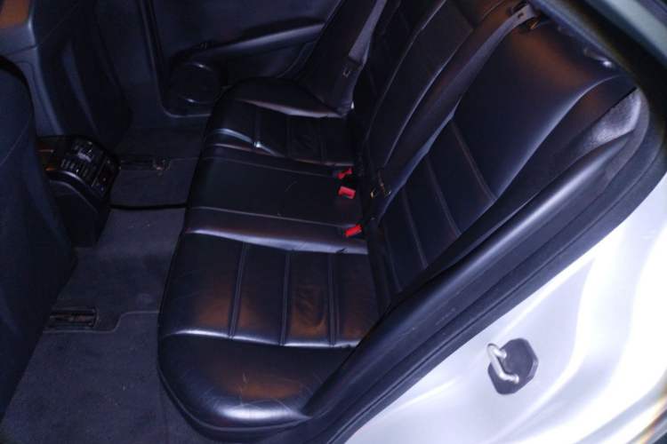 Used Mercedes-Benz C-Class AMG 2009 AMG C 63 Sport Edition Left Rear Seat
