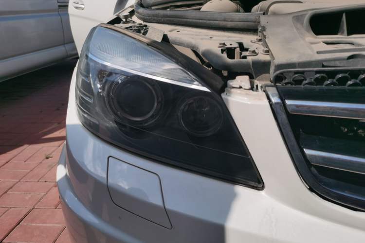 Used Mercedes-Benz C-Class AMG 2009 AMG C 63 Sport Edition Right Front Headlight