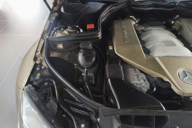 Used Mercedes-Benz C-Class AMG 2009 AMG C 63 Sport Edition Engine Bay Right