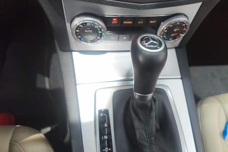 Used Mercedes-Benz C-Class AMG 2009 AMG C 63 Sport Edition Gear Lever