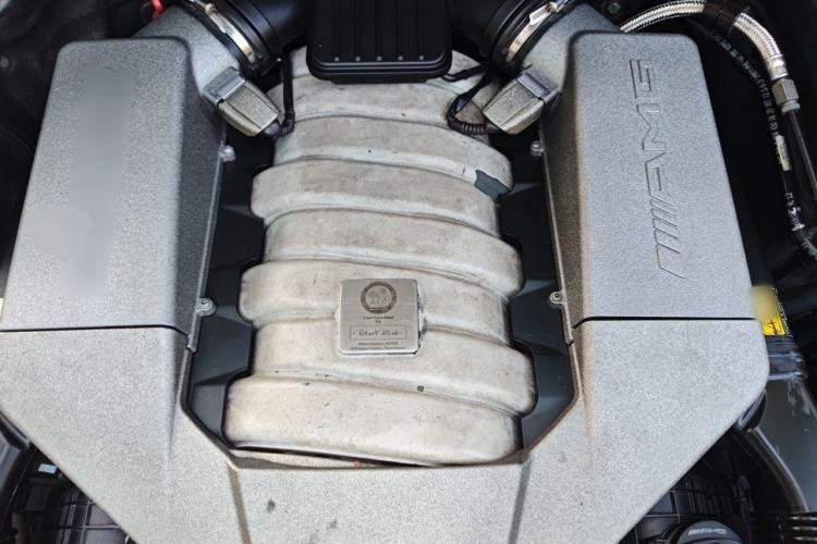 Used Mercedes-Benz C-Class AMG 2010 AMG C 63 Sport Enhancement Edition Engine Bay
