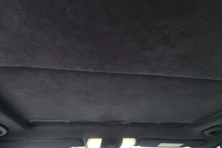 Used Mercedes-Benz C-Class AMG 2010 AMG C 63 Sport Enhancement Edition Headliner