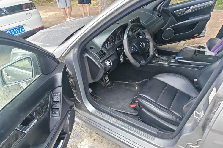Used Mercedes-Benz C-Class AMG 2010 AMG C 63 High-Performance Edition Driver Seat