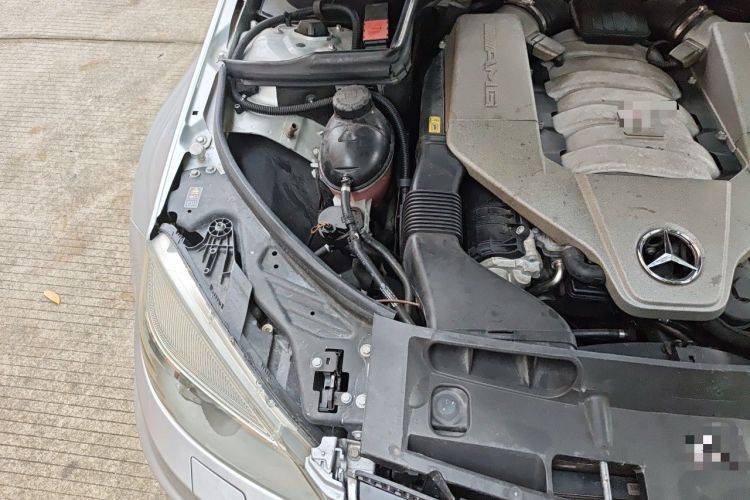 Used Mercedes-Benz C-Class AMG 2010 AMG C 63 Sport Enhancement Edition Engine Bay Right