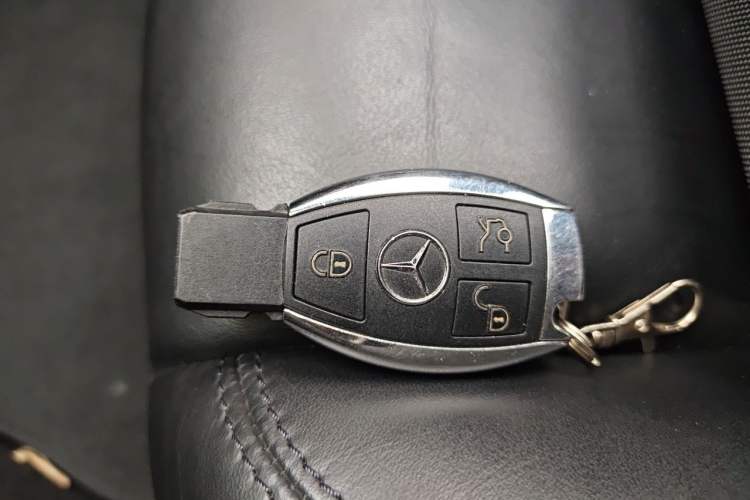 Used Mercedes-Benz C-Class AMG 2010 AMG C 63 Sport Enhancement Edition Vehicle Key