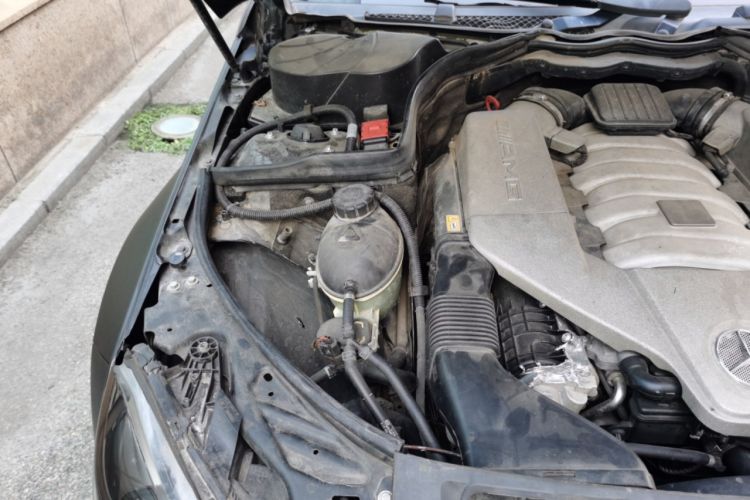 Used Mercedes-Benz C-Class AMG 2012 AMG C 63 Coupe Sport Edition Engine Bay Right