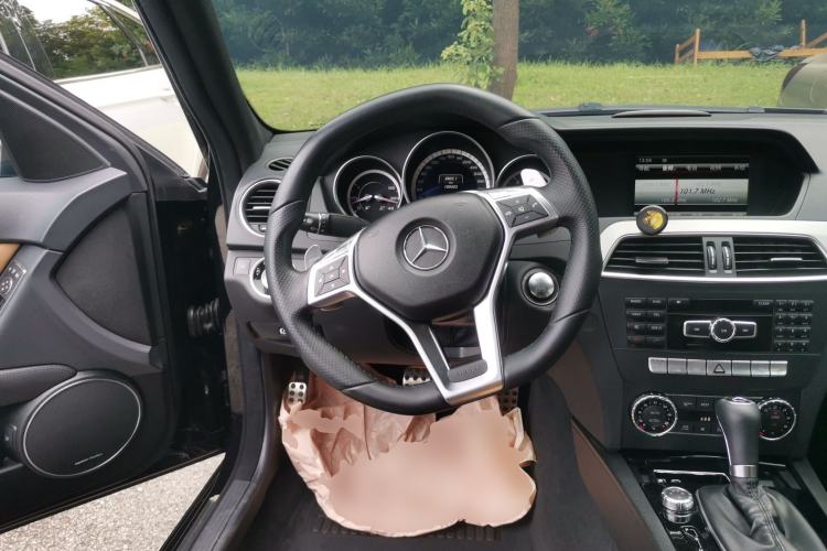 Used Mercedes-Benz C-Class AMG 2012 AMG C 63 Sport Edition Steering Wheel