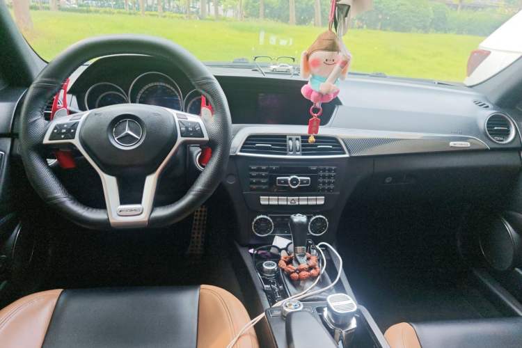 Used Mercedes-Benz C-Class AMG 2012 AMG C 63 Sport Edition Center Console