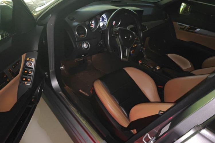 Used Mercedes-Benz C-Class AMG 2012 AMG C 63 Sport Edition Driver Seat