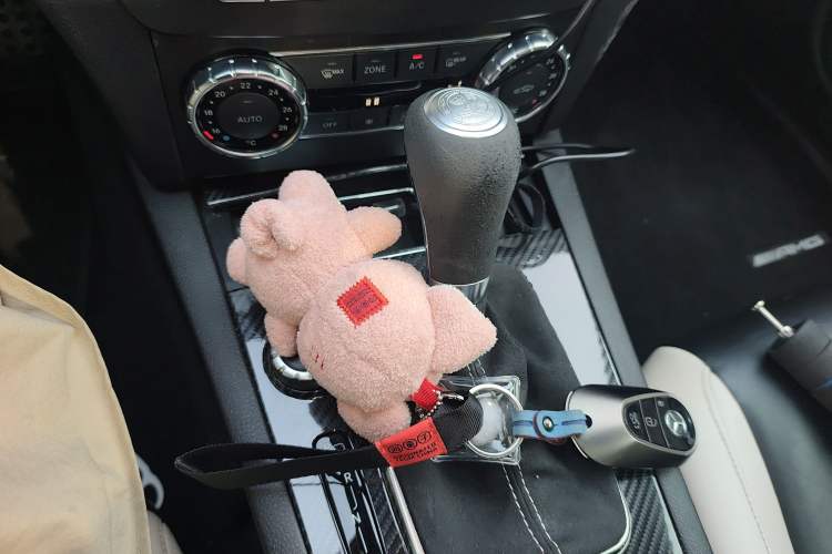 Used Mercedes-Benz C-Class AMG 2012 AMG C 63 Coupe Sport Edition Gear Lever