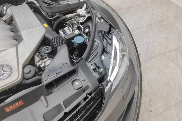 Used Mercedes-Benz C-Class AMG 2012 AMG C 63 Sport Edition Engine Bay Left