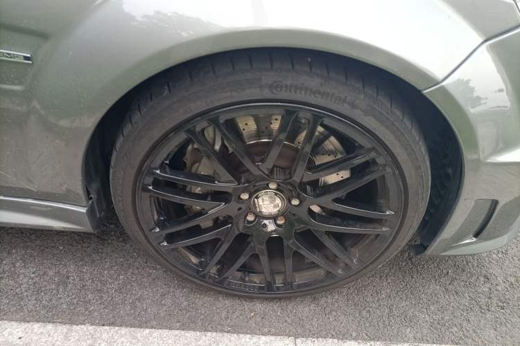 Used Mercedes-Benz C-Class AMG 2012 AMG C 63 Sport Edition Right Front Wheel Hub