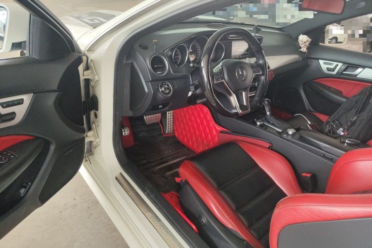 Used Mercedes-Benz C-Class AMG 2012 AMG C 63 Coupe Sport Edition Driver Seat