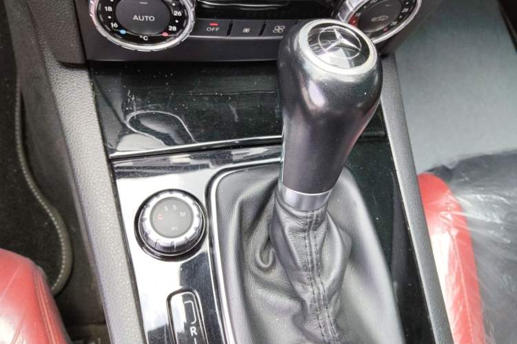 Used Mercedes-Benz C-Class AMG 2012 AMG C 63 Coupe Sport Edition Gear Lever