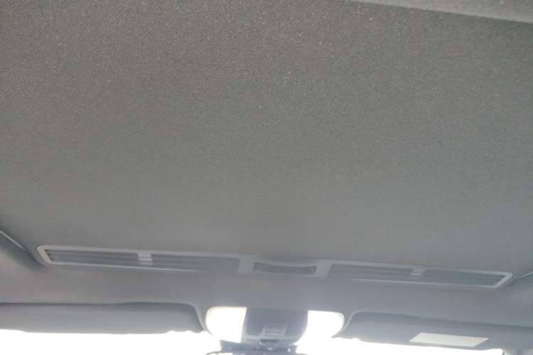 Used Mercedes-Benz C-Class AMG 2012 AMG C 63 Sport Edition Headliner