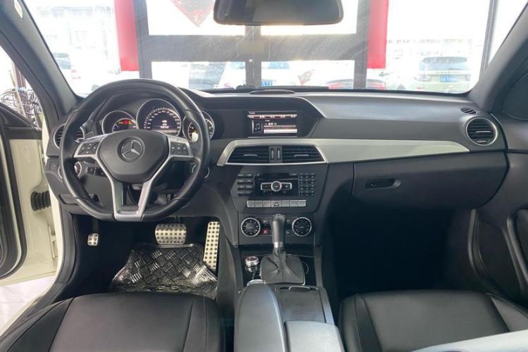 Used Mercedes-Benz C-Class AMG 2012 AMG C 63 Coupe Sport Edition Interior 1