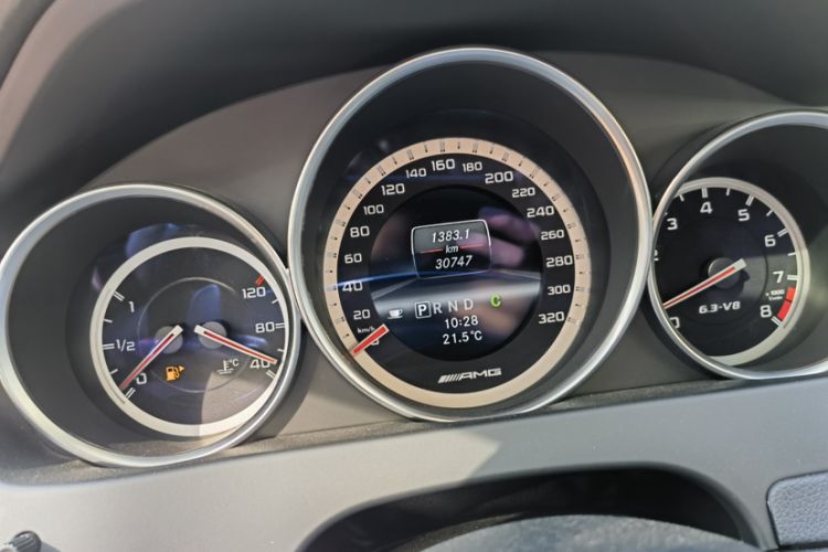 Used Mercedes-Benz C-Class AMG 2012 AMG C 63 Coupe Sport Edition Odometer Close Up