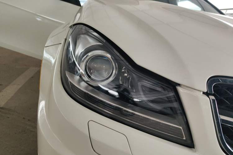 Used Mercedes-Benz C-Class AMG 2012 AMG C 63 Coupe Sport Edition Right Front Headlight