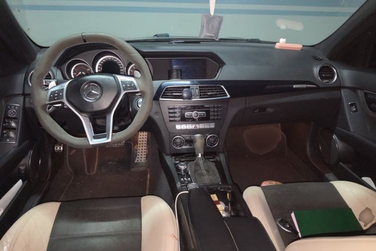 Used Mercedes-Benz C-Class AMG 2014 AMG C 63 Edition 507 Center Console