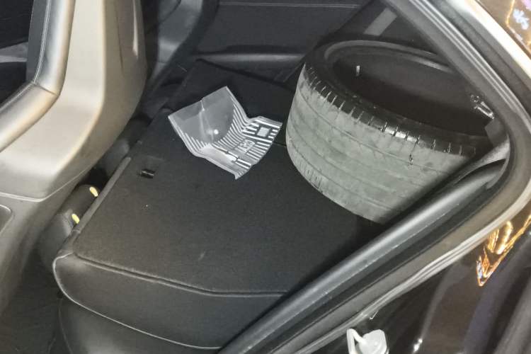 Used Mercedes-Benz C-Class AMG 2014 AMG C 63 Edition 507 Left Rear Seat