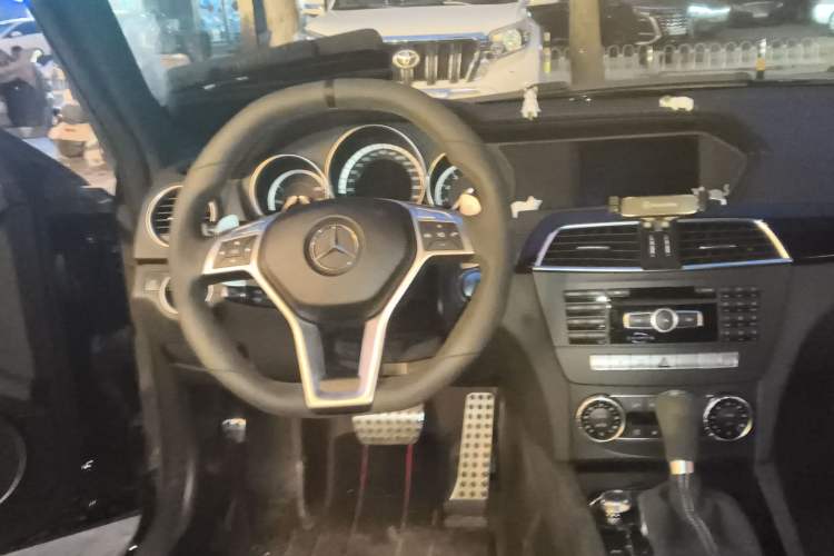 Used Mercedes-Benz C-Class AMG 2014 AMG C 63 Edition 507 Steering Wheel